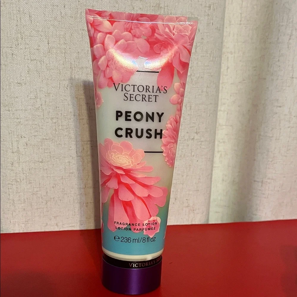 Victoria's Secret Peony Crush Fragrance Lotion - Pink and Cream